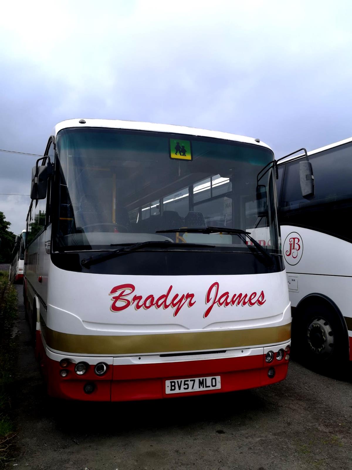 MLO 70 Seater CoachBrodyr James Coaches For Hire